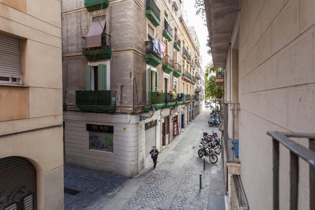 7 Pax Montserrat Ramblas Barcelona Exterior photo